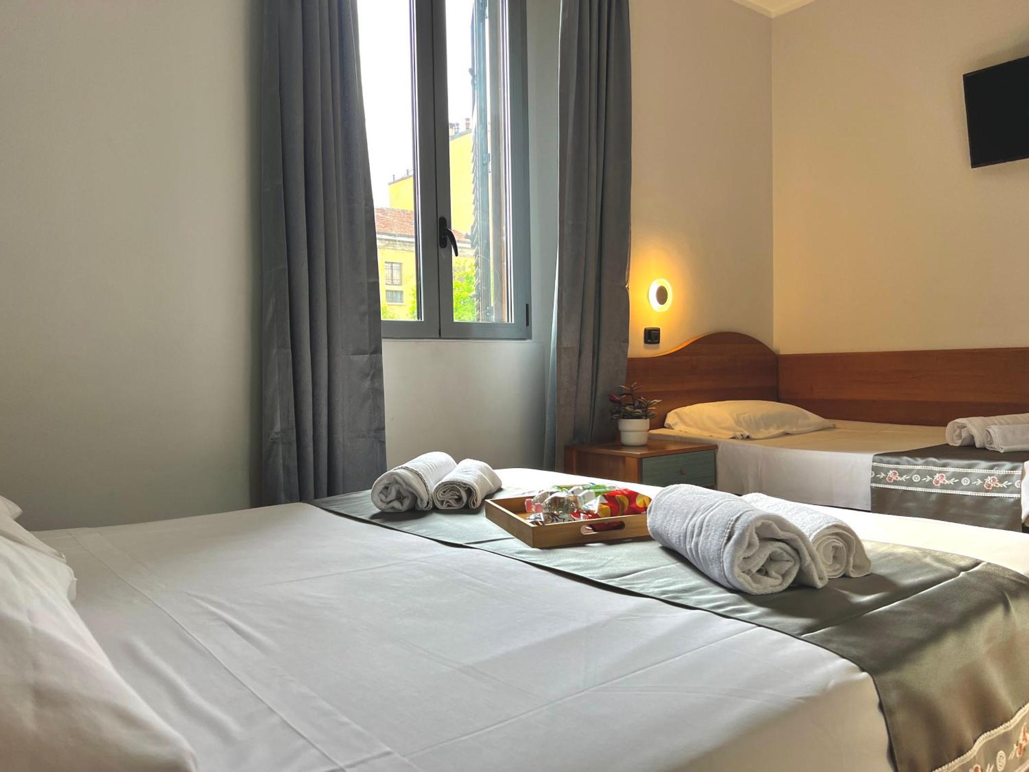 Hotel Sara มิลาน ภายนอก รูปภาพ